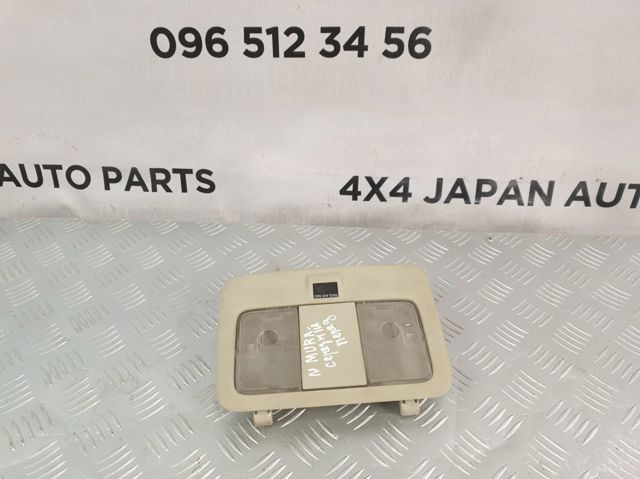 Плафон освещения кабины 26430CC010 NISSAN
