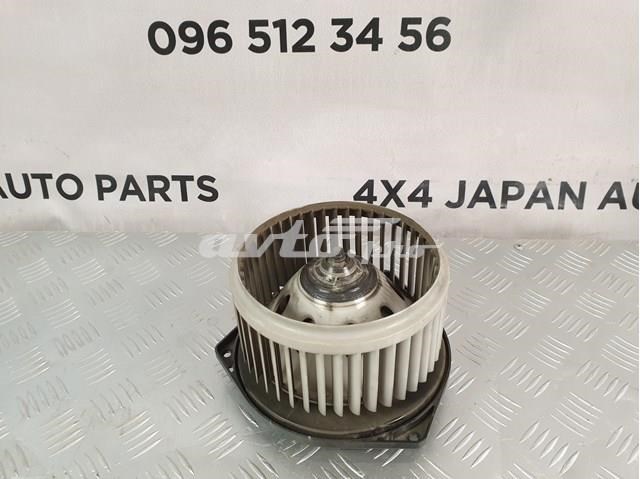 Мотор вентилятора печки (отопителя салона) 27225CA002 NISSAN