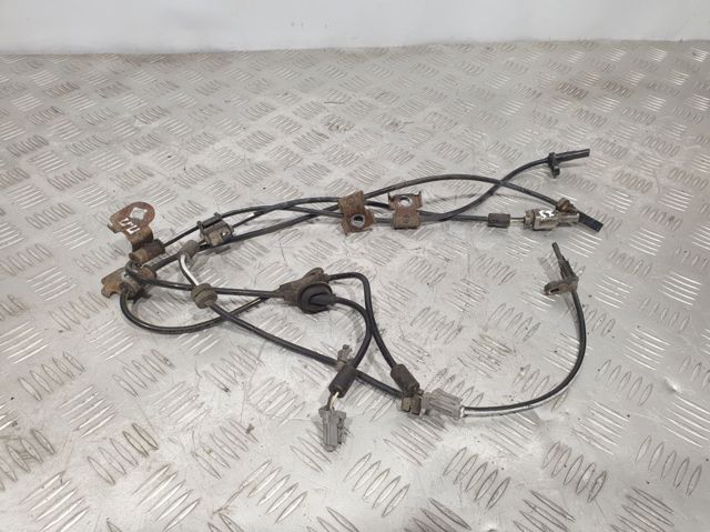 Датчик ABS задний правый 27540FG030 SUBARU