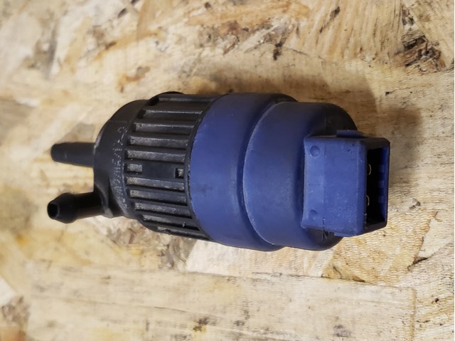 Насос электроомывателя 28920EB320 NISSAN