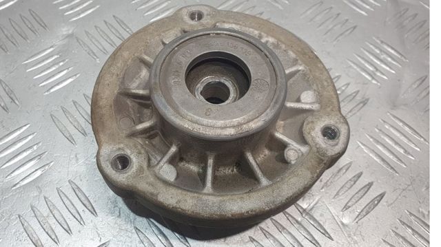 Опора передней стойки 31306863295 BMW