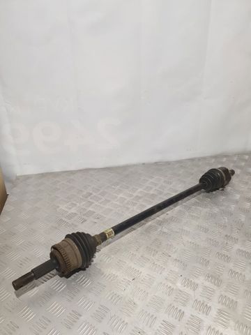 Вал приводной правый 39100BM500 NISSAN
