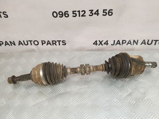Вал привода, передний левый 39101CC40A NISSAN
