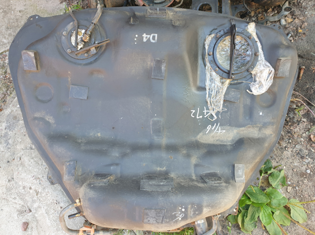 Бензобак 42012AG060 SUBARU
