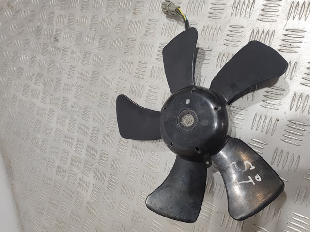 Вентилятор (крыльчатка) радиатора охлаждения правая subaru impreza (2007-2013) 2.0d 45121ke001 45121KE001