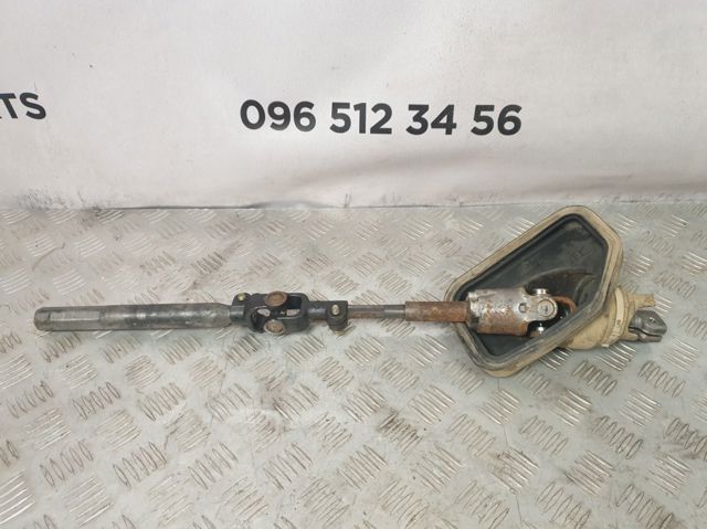 Рулевой кардан нижний 4526042070 TOYOTA