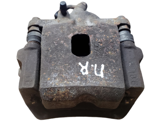 Суппорт тормозной, передний, правый 4773042040 TOYOTA