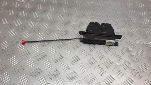 Замок и ручка двери задка 51247191212 BMW