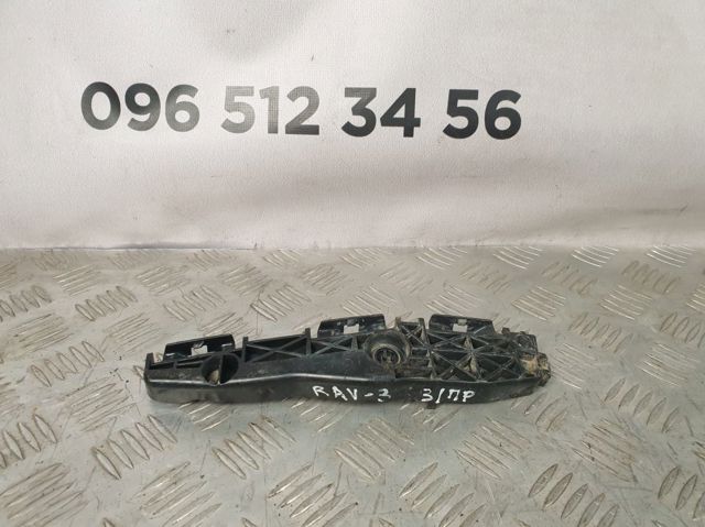 Крепление бамера правое 5215542010 TOYOTA