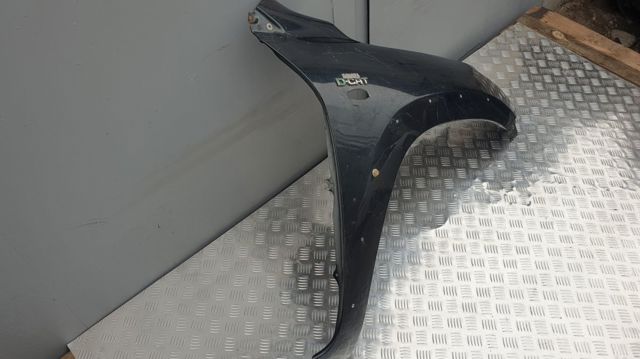 Переднее правое крыло 5380142130 TOYOTA