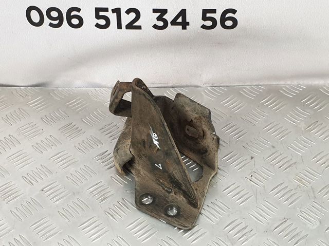 Кронштейн крепления левого продольного рычага 55430JG000 NISSAN