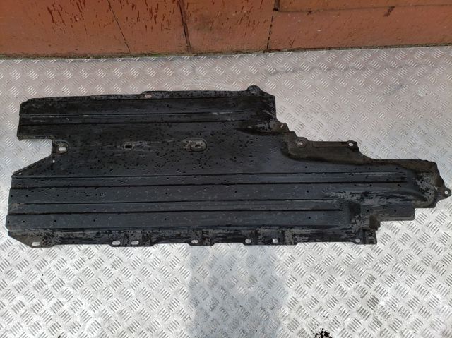 Защита днища, левая 56411SG010 SUBARU