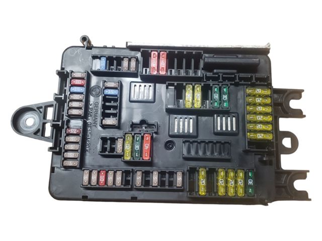 Монтажный блок предохранителей 61149261110 BMW