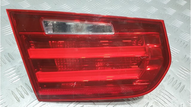 Задняя левая внутренняя фара 63217259915 BMW
