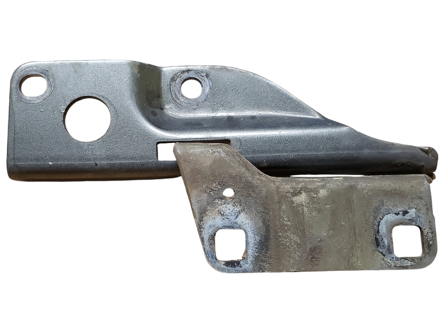 Завеса капота правая 65400ZP00A NISSAN