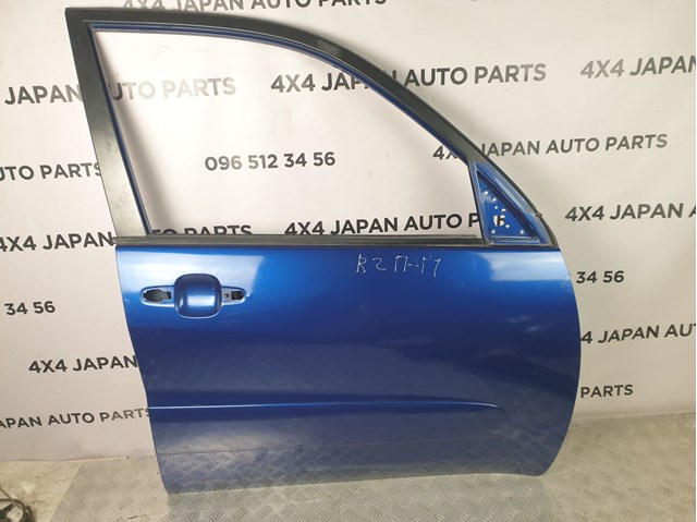 Пассажирская передняя дверь 6700142080 TOYOTA