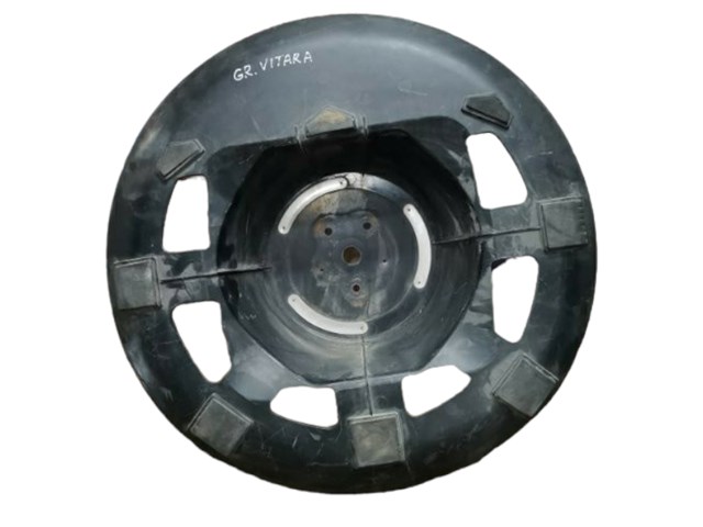 Внутренняя крышка запасного колеса suzuki grand vitara 2005-2015 7282565j00 7282565J00