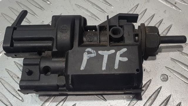 Замок открывания лючка бензобака 78850EB300 NISSAN
