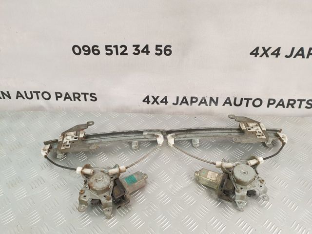 Моторчик стеклоподъемника двери задней, левой 8073189915 NISSAN