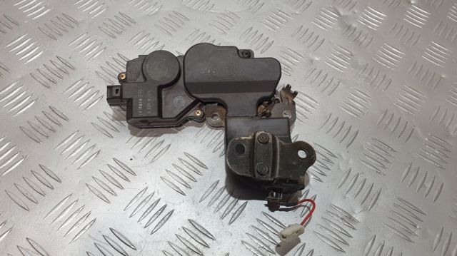 Замок и ручка двери задка 812302F000 HYUNDAI