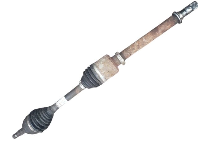 Полуось передняя, правая 8200535800 RENAULT