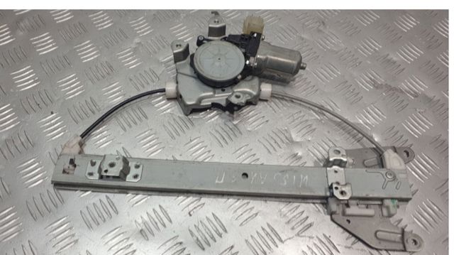 Мотор стеклоподъемника двери задней, правой 82730JG00A NISSAN