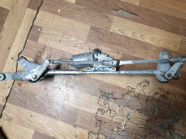 Трапеция щеток лобового стекла 86510SC010 SUBARU