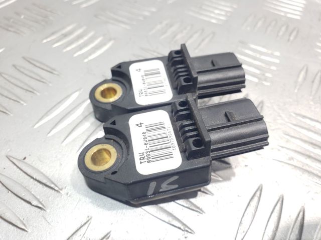 898310W040 Датчик удара купить Сумы