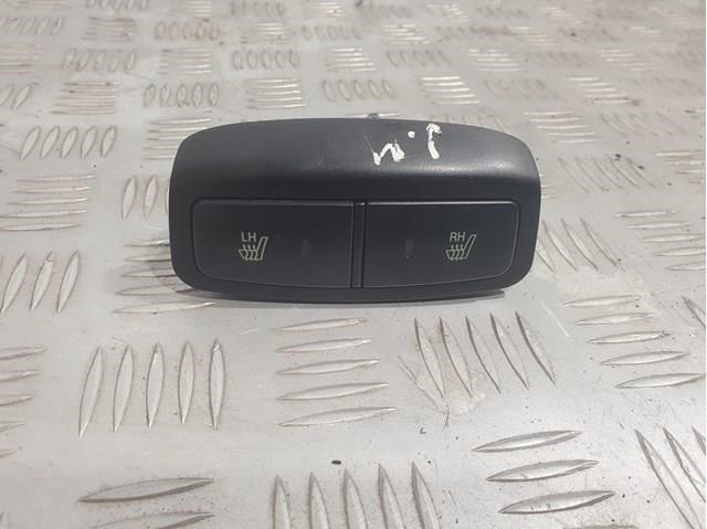 Кнопка вкл.обогрева сидения 933202E001CA HYUNDAI