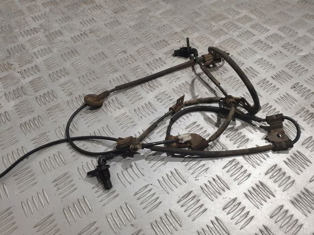 Задний левый датчик АБС 956802E400 HYUNDAI