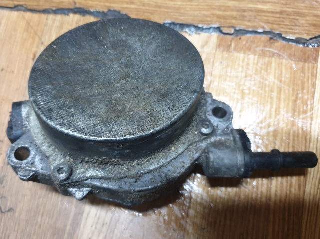 Вакуумный насос BK3Q2A451FC FORD