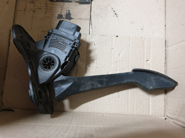 Педали газа CC119F836AA FORD