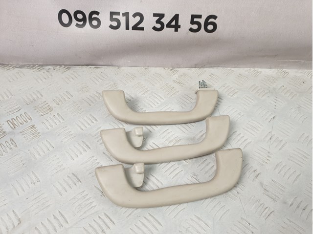MAZDA D35169470A75 Ручка крыши салона в наличии Житомир