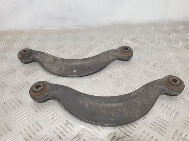 EG2128C20 MAZDA Верхний левый рычаг задней подвески купить в Ужгород