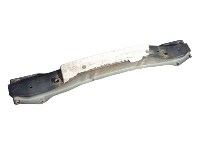 Буфер бампера переднего EG2150070A MAZDA