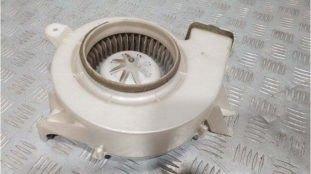 Насос (помпа) охлаждения батареи G923030010 TOYOTA