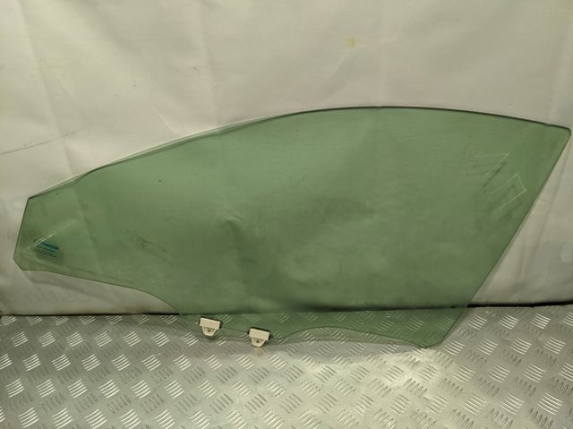 Стекло двери передней левой KD5359510A MAZDA