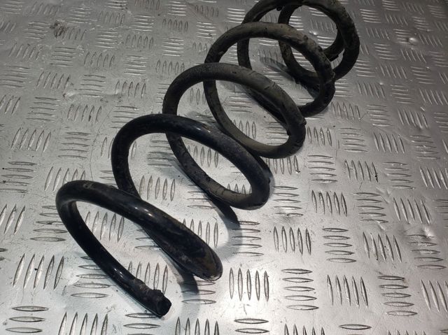 Пружина подвески задняя KF5728011 MAZDA