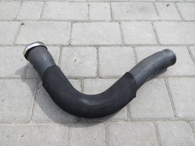 Патрубок воздушный, выход из турбины (наддув) 13322486 OPEL