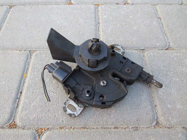 Запор капота (замок и привод замка капота) 3M5116700BC FORD