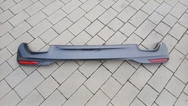 Молдинг бампера заднего 51128064718 BMW