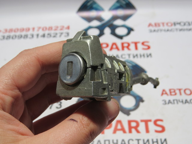 806018528R RENAULT купить в Полтава