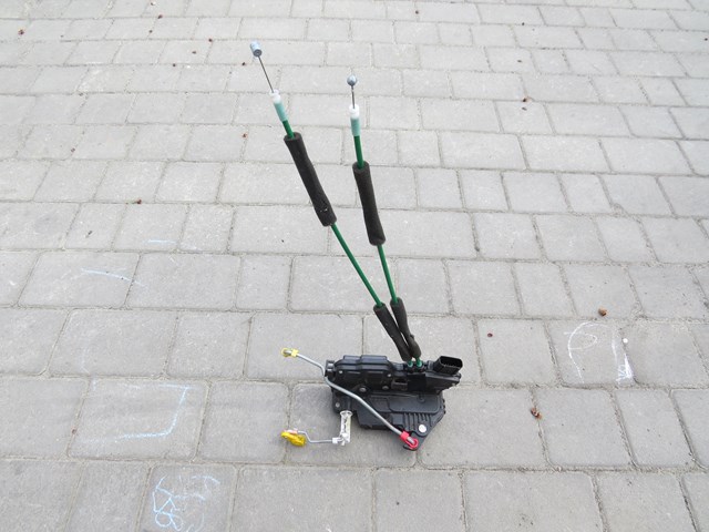 813202K120 Замок двери передней правой купить Павлоград