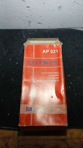 Воздушный фильтр двигателя Citroen Jumpy I