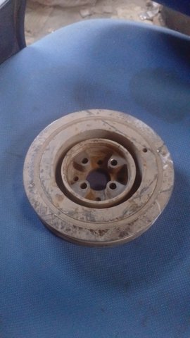 Шкив коленчатого вала 028105243T VAG