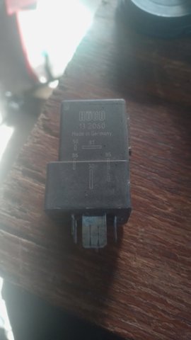 Реле управления Opel Omega A