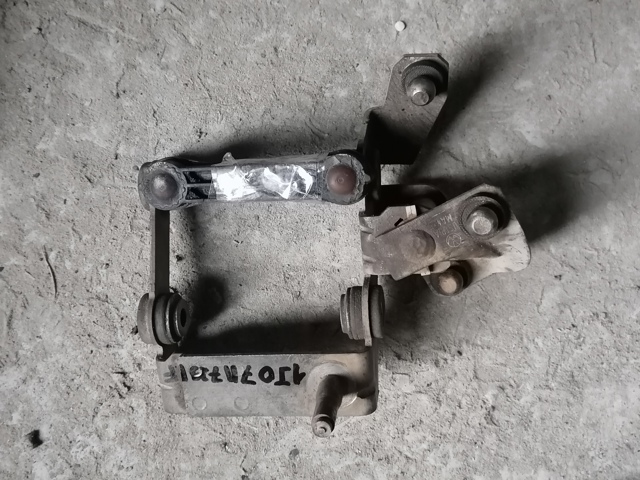 Кронштейн кулисы КПП 1J0711729F VAG