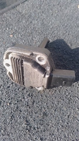 Датчик уровня масла двигателя Ауди А2