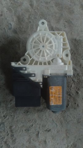  Механизм стеклоподъемника правой задней двери 1J4959812C VAG