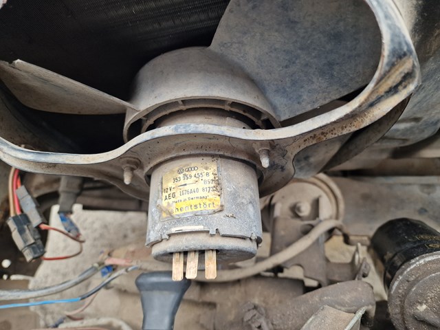 Крышка распределителя зажигания 353959455B VAG